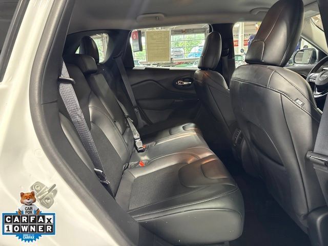 Certified 2021 Jeep Cherokee Latitude Plus AWD/4WD image 45