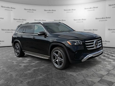 Certified 2025 Mercedes-Benz GLS 450 4MATIC image 7