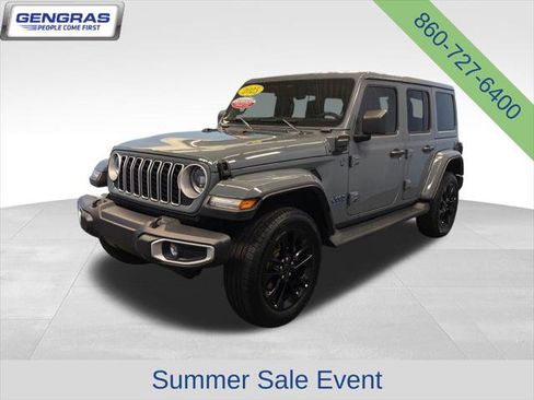 Certified 2025 Jeep Wrangler Unlimited Sahara AWD/4WD image 4