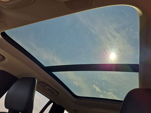 Used 2024 Volvo XC90 B5 Core w/ Protection Package Premier image 23