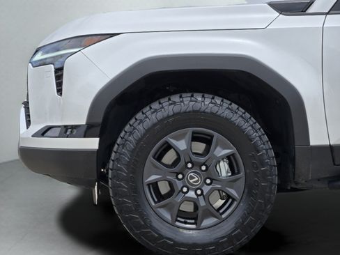 Used 2024 Lexus GX 550 AWD/4WD image 38