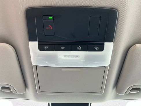 Used 2025 Nissan Altima 2.5 SV image 17