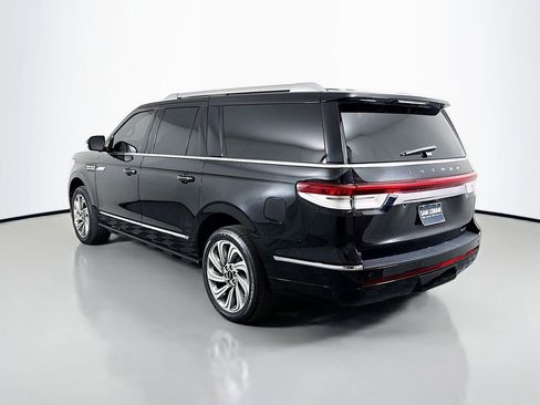 Used 2022 Lincoln Navigator L Reserve image 5