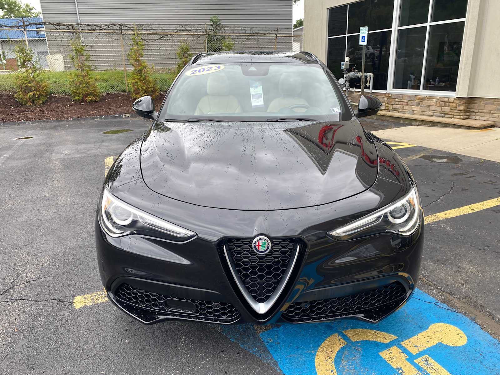 Used 2023 Alfa Romeo Stelvio Ti Lusso w/ Quick Order Package 22X Lusso AWD/4WD image 11