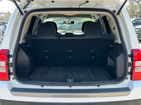 Used 2016 Jeep Patriot Sport w/ Power Value Group image 13