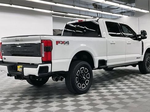 Used 2025 Ford F350 Platinum AWD/4WD image 14