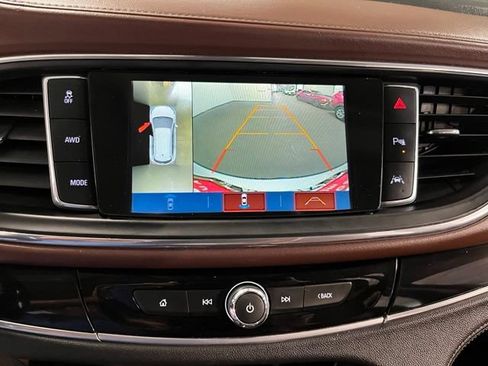 Used 2019 Buick Enclave Avenir w/ Avenir Technology Package AWD/4WD image 28