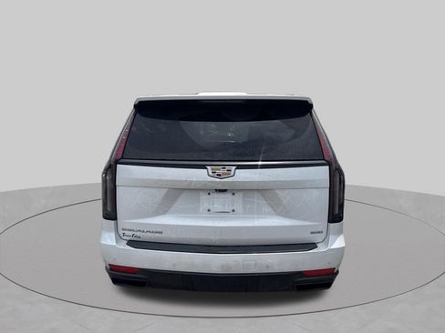 Used 2023 Cadillac Escalade Sport RWD image 7