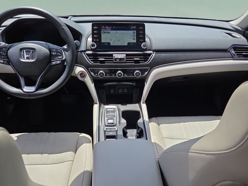 Certified 2021 Honda Accord Touring image 16