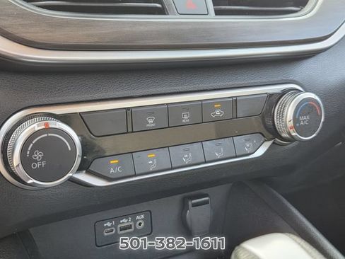 Used 2025 Nissan Altima 2.5 SV FWD image 22