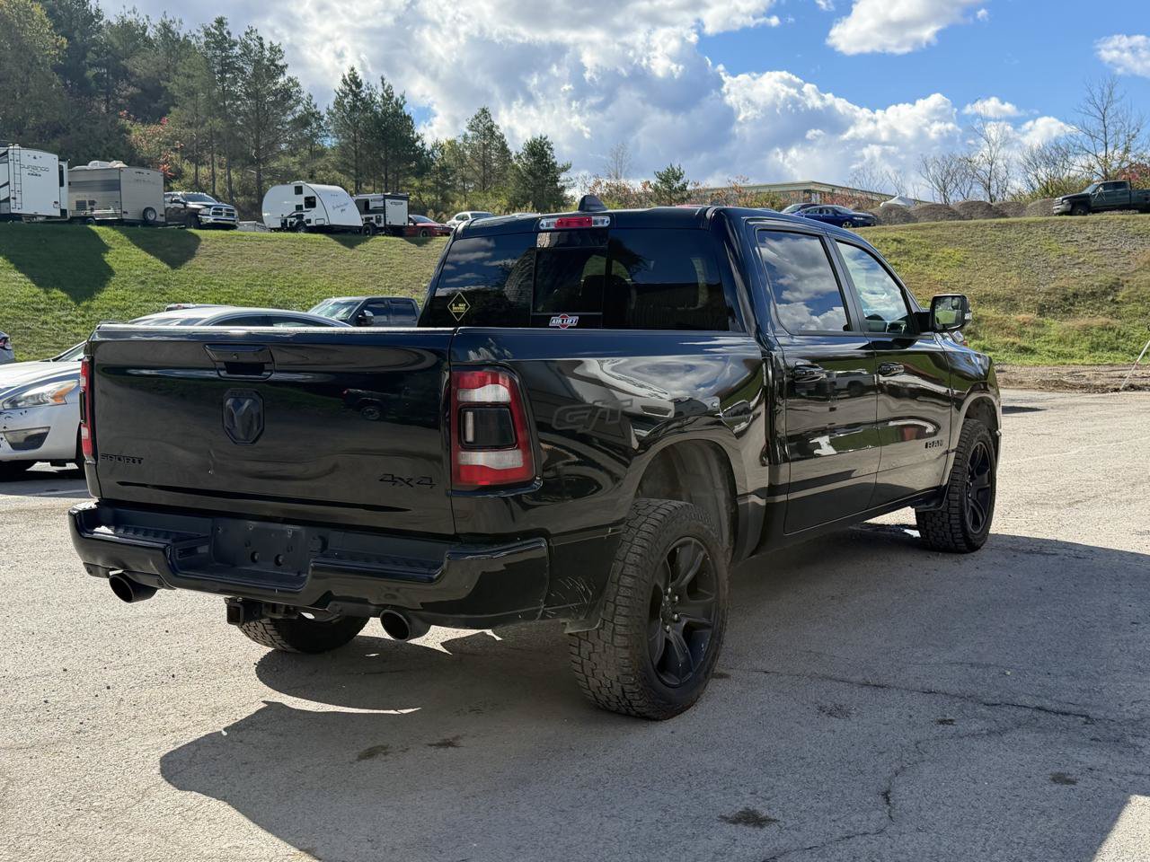 Used 2022 RAM 1500 Sport w/ G/T Package AWD/4WD image 2