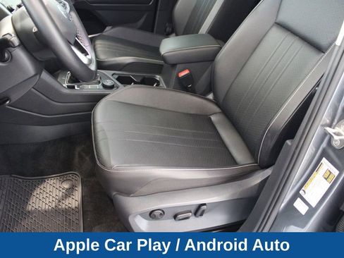 Used 2022 Volkswagen Tiguan SE w/ Panoramic Sunroof Package AWD/4WD image 11