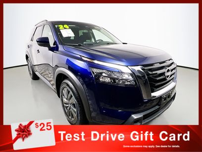 Used 2024 Nissan Pathfinder SV