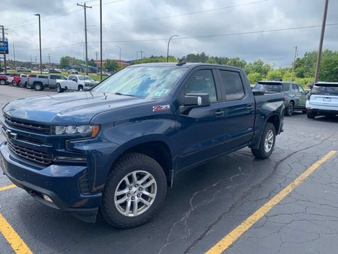 Used 2019 Chevrolet Silverado 1500 RST w/ All-Star Edition AWD/4WD image 2