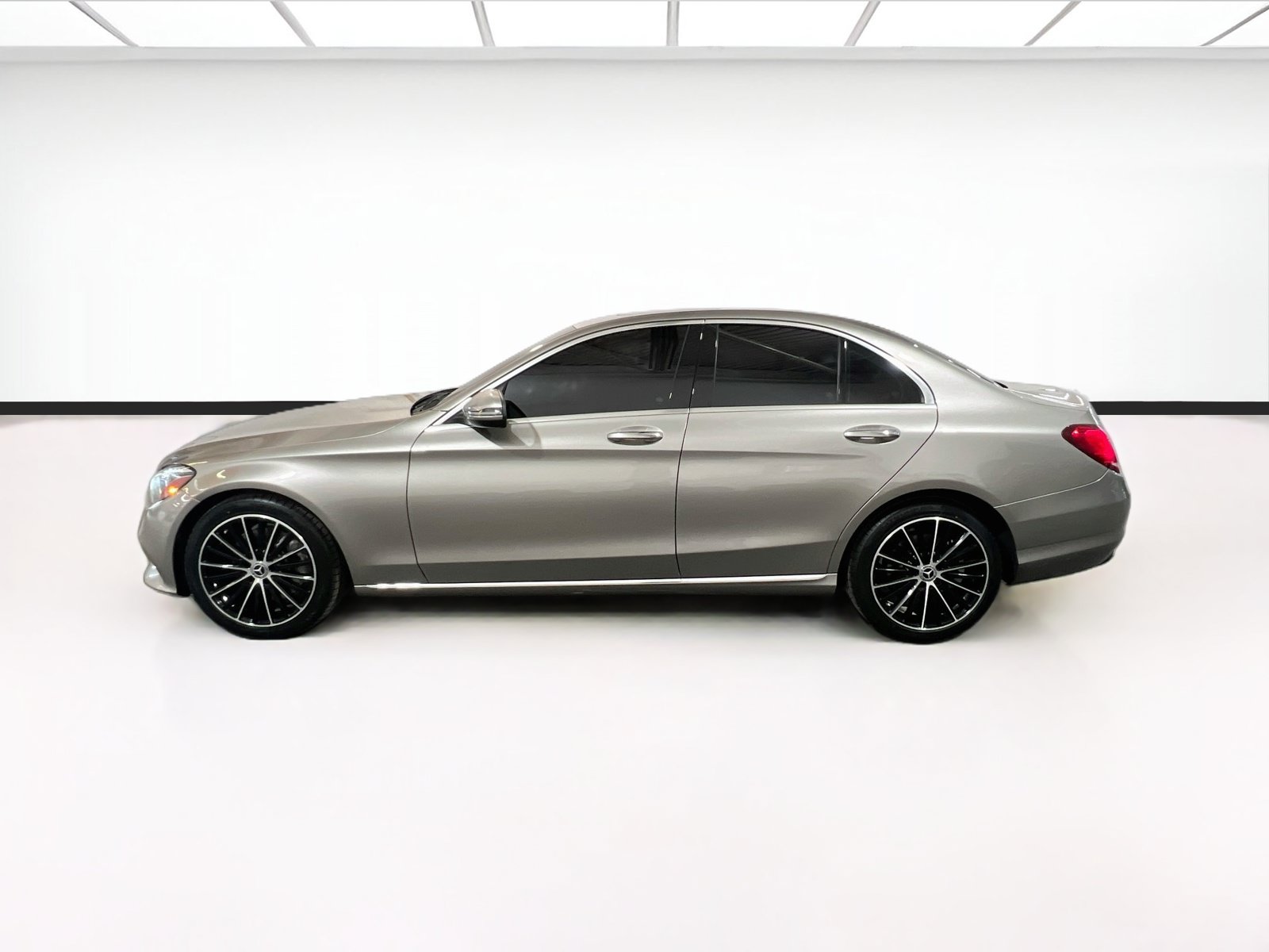 Used 2020 Mercedes-Benz C 300 Sedan image 24
