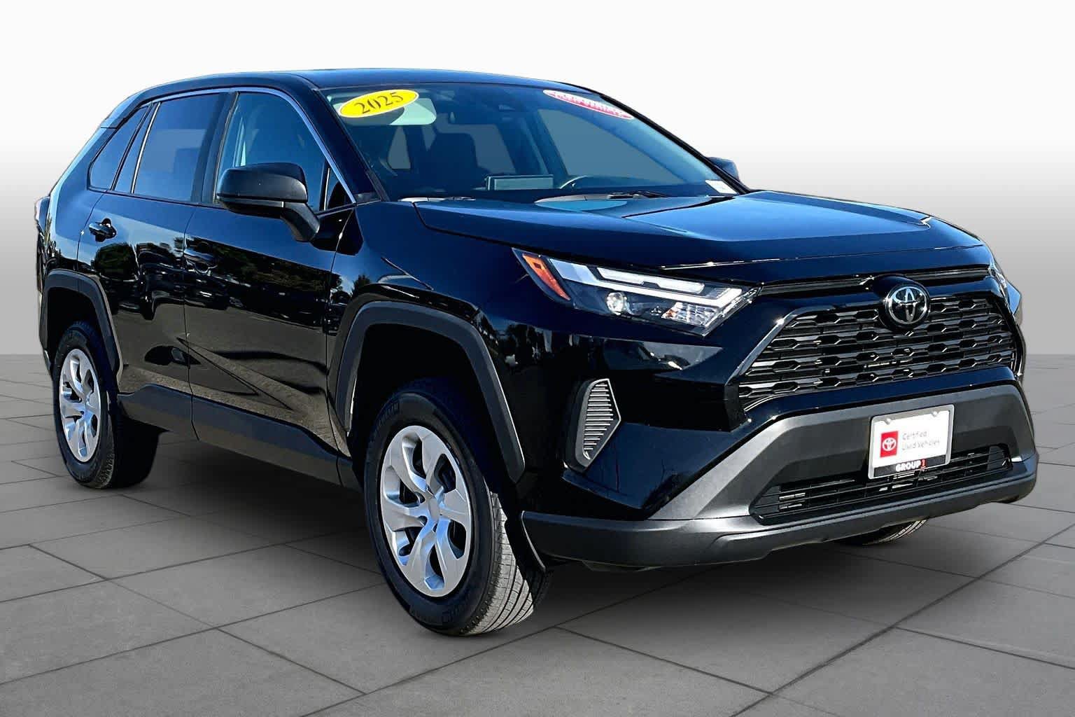 Certified 2025 Toyota RAV4 LE AWD/4WD image 2