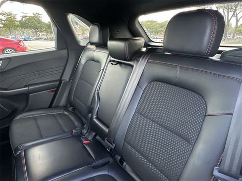 Used 2025 Ford Escape ST-Line image 22