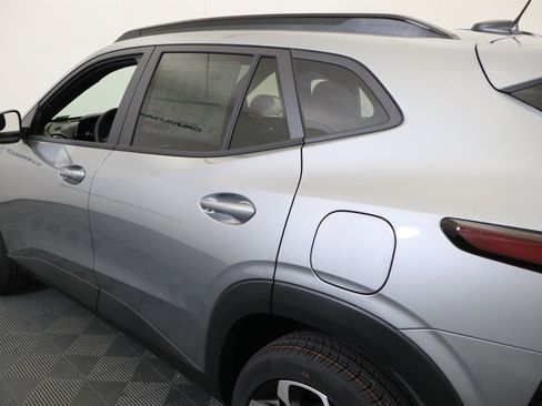 New 2026 Chevrolet Trax RS FWD image 11