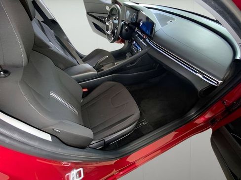 Used 2024 Hyundai Elantra SEL FWD image 42