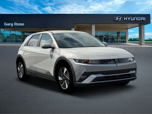 New 2026 Hyundai Ioniq 5 SE AWD/4WD image 11