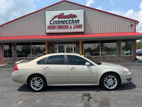 Used 2010 Chevrolet Impala LTZ FWD image 3