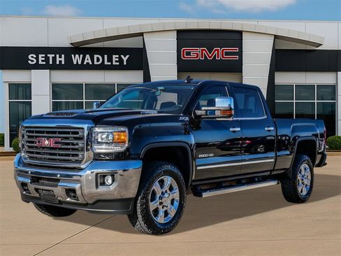 Used 2018 GMC Sierra 2500 SLT w/ Duramax Plus Package image 3