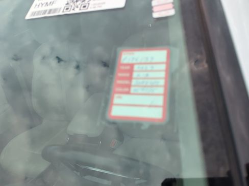 Certified 2023 Kia Sorento S w/ Panoramic Sunroof Package image 6