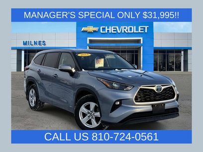 Used 2023 Toyota Highlander LE