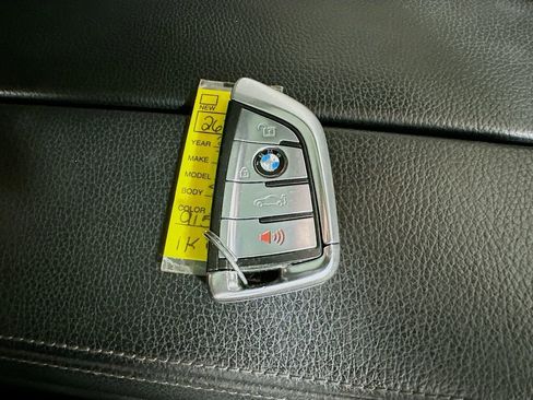 Used 2017 BMW 540i image 40