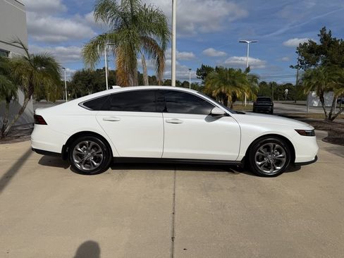 Certified 2024 Honda Accord EX image 3