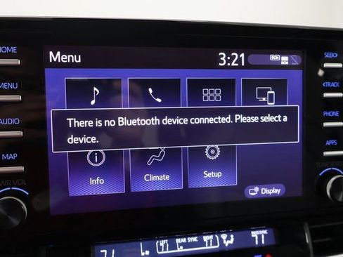 Used 2023 Toyota Sienna XLE image 24