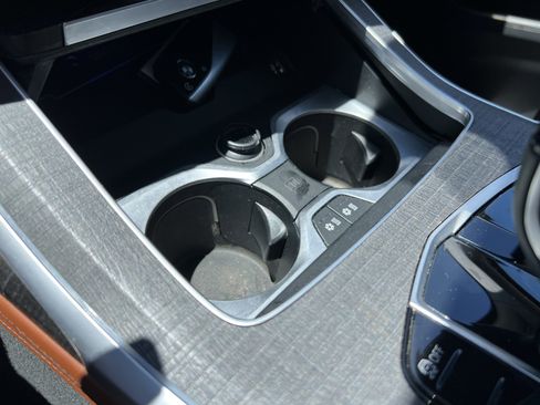 Certified 2024 BMW ALPINA XB7 AWD/4WD image 42