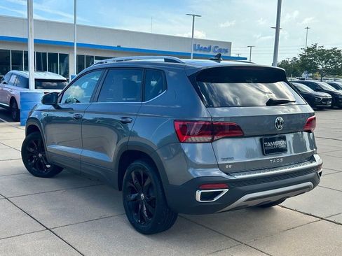 Used 2024 Volkswagen Taos SE w/ Black Wheel Package FWD image 4