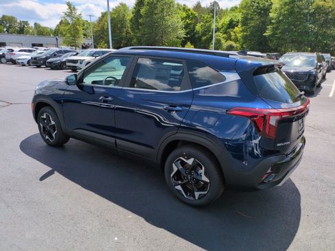 New 2026 Kia Seltos EX AWD/4WD image 5