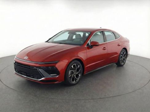 Used 2024 Hyundai Sonata SEL image 1