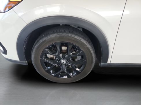 Used 2024 Honda HR-V Sport image 28