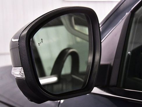 Used 2025 Ford Expedition Platinum w/ Driver's Package image 14