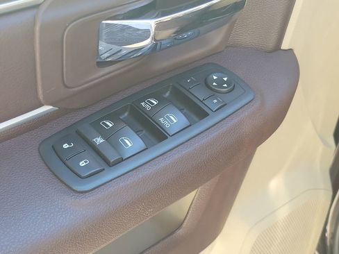 Used 2017 RAM 2500 Big Horn RWD image 25