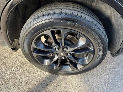 Used 2023 Dodge Durango GT w/ Blacktop Package image 19