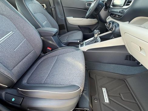 New 2026 Hyundai Venue SEL image 10
