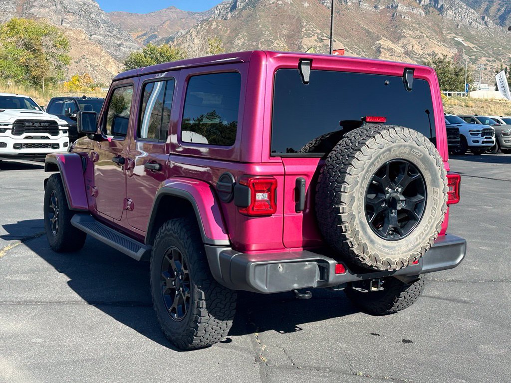 Used 2022 Jeep Wrangler Unlimited Sahara AWD/4WD image 11