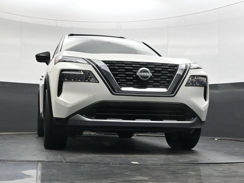 Used 2023 Nissan Rogue SL w/ SL Premium Package FWD image 44