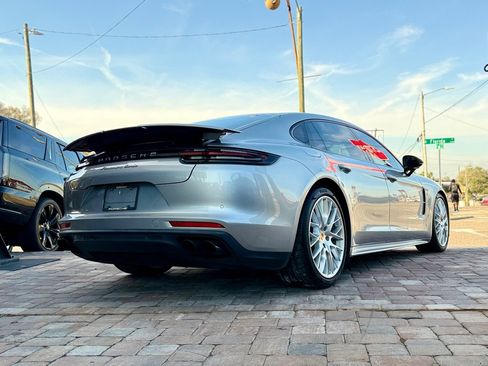 Used 2018 Porsche Panamera Turbo Executive w/ Assistance Package image 11