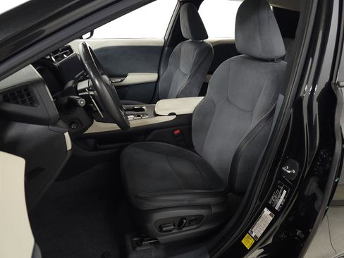 Used 2023 Lexus RZ 450e Premium w/ Cold Area Package AWD/4WD image 17