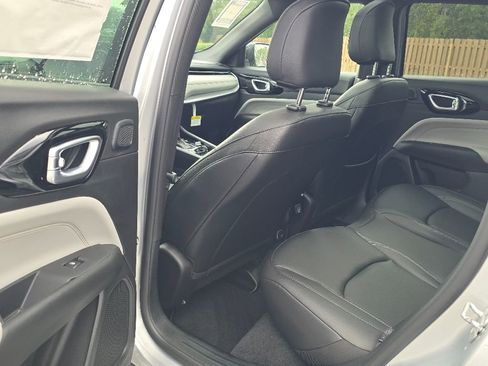 New 2026 Jeep Compass Limited w/ Sun, Sound & Navigation Group image 5