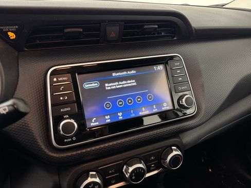 Used 2021 Nissan Kicks S image 14