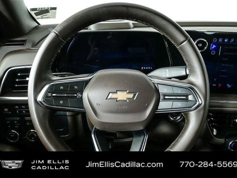Used 2025 Chevrolet Tahoe LT AWD/4WD image 9