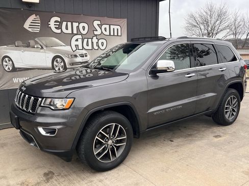 Used 2018 Jeep Grand Cherokee Limited image 3