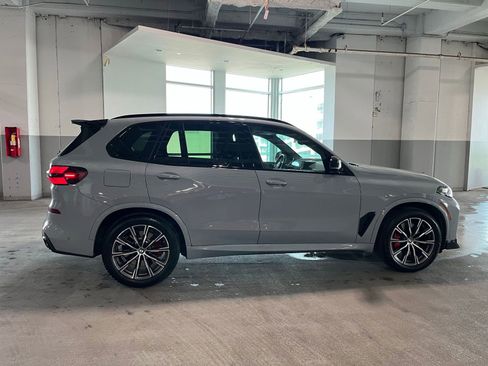 Used 2026 BMW X5 M60i w/ Climate Comfort Package AWD/4WD image 15