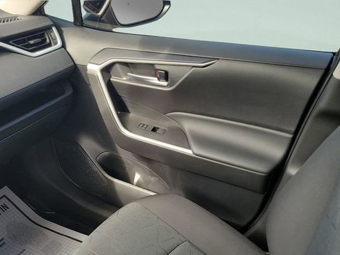 Certified 2025 Toyota RAV4 XLE w/ Convenience Package image 16